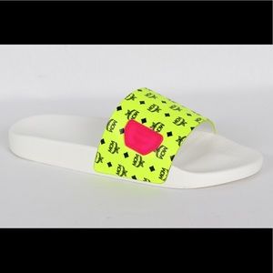 Worn once MCM Women's Visetos Canvas Slide Sandals